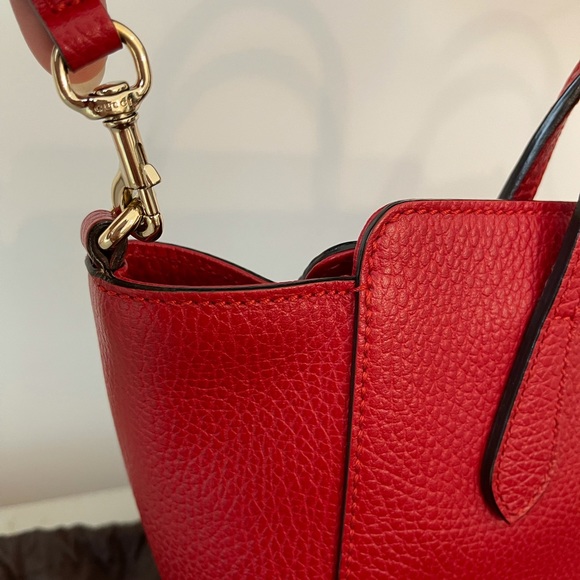 Gucci Pebble Leather handbag - Picture 3 of 11